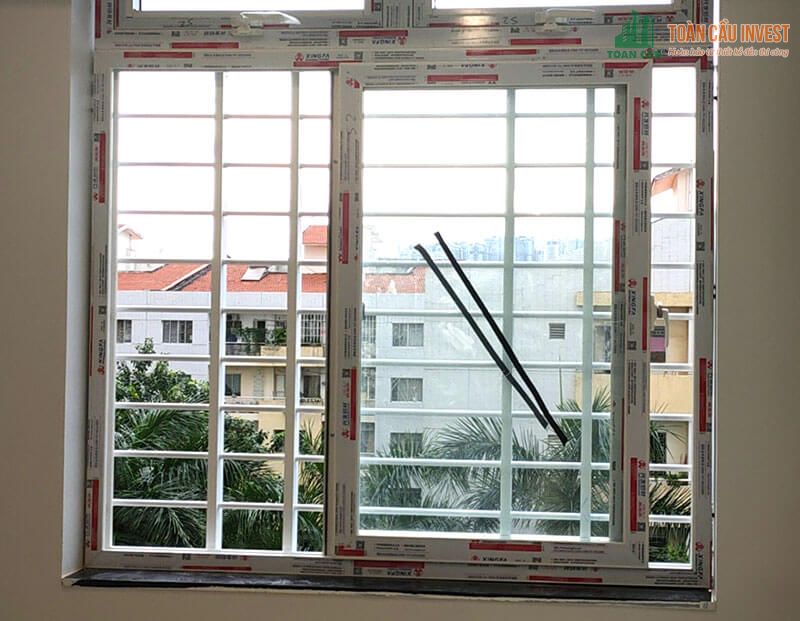 Mẫu khung sắt bảo vệ cửa sổ trượt lùa