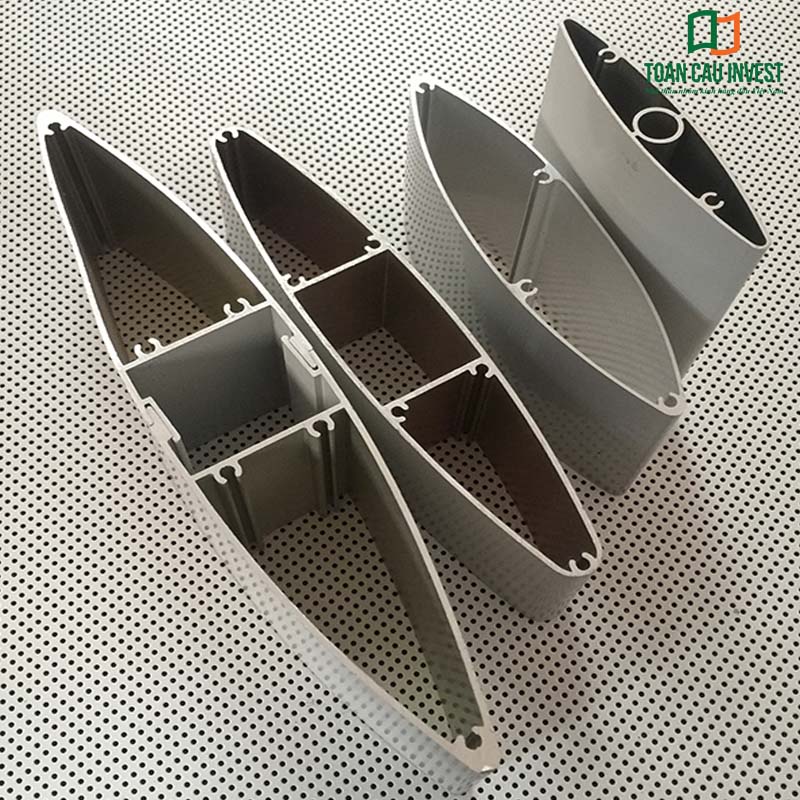 Thanh nhôm định hình lam chắn nắng hình thoi – đa dạng kích thước, chịu lực tốt, ứng dụng linh hoạt.