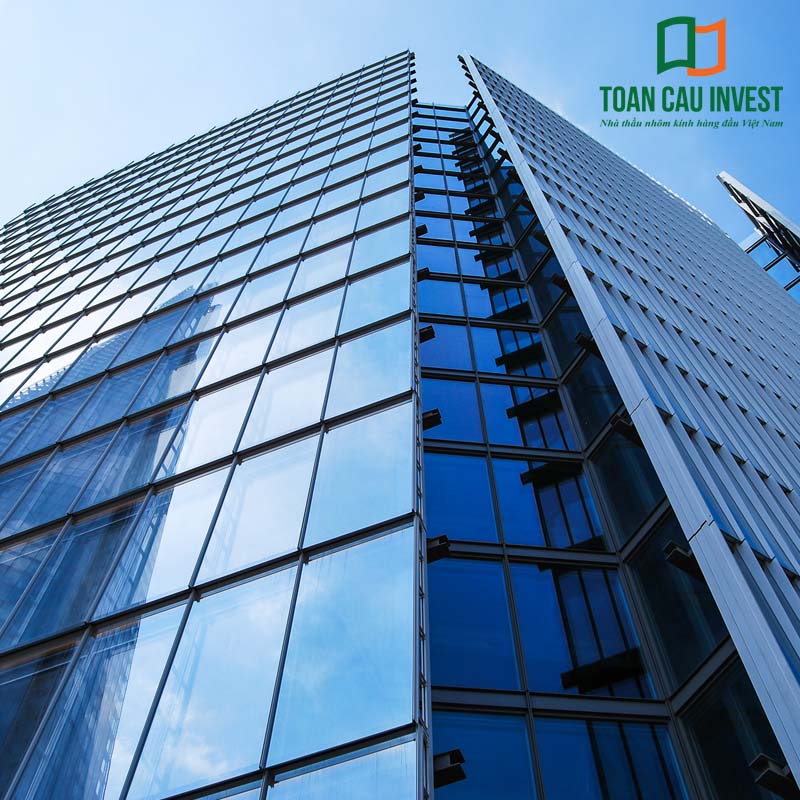 ựa chọn hệ vách kính mặt dựng cho tổ hợp cao ốc văn phòng