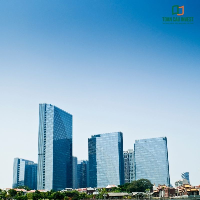 Năng lực thi công mặt dựng tổng thể cho khu đô thị cao tầng, thể hiện khả năng triển khai đồng bộ nhiều block công trình với tiến độ và chất lượng cao.