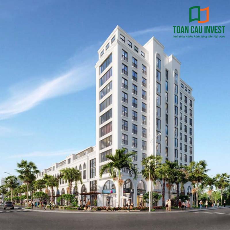 Nhà thầu nhôm kính cao tầng Toàn Cầu Invest thi công hệ cửa nhôm kính và mặt dựng cho tổ hợp nhà phố thương mại – cao ốc hiện đại, thiết kế façade tinh tế, tối ưu ánh sáng tự nhiên và thẩm mỹ đô thị.