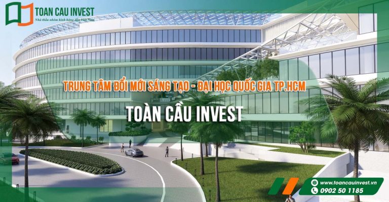 Hình ảnh nhôm kính thi công tại trung tâm đổi mới sáng tạo - đại học quốc gia Tp.HCM, công nhân thi công hàn và liên kết kết cấu thép trên hệ mái công trình.