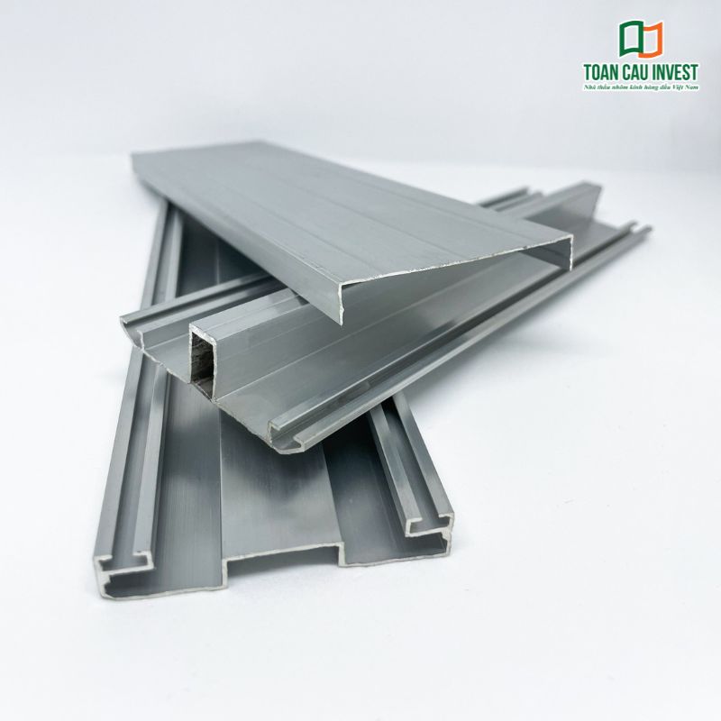 Thanh nẹp kính cường lực nhôm cao cấp dùng để hoàn thiện chi tiết kính, tạo đường nét tinh tế và chắc chắn